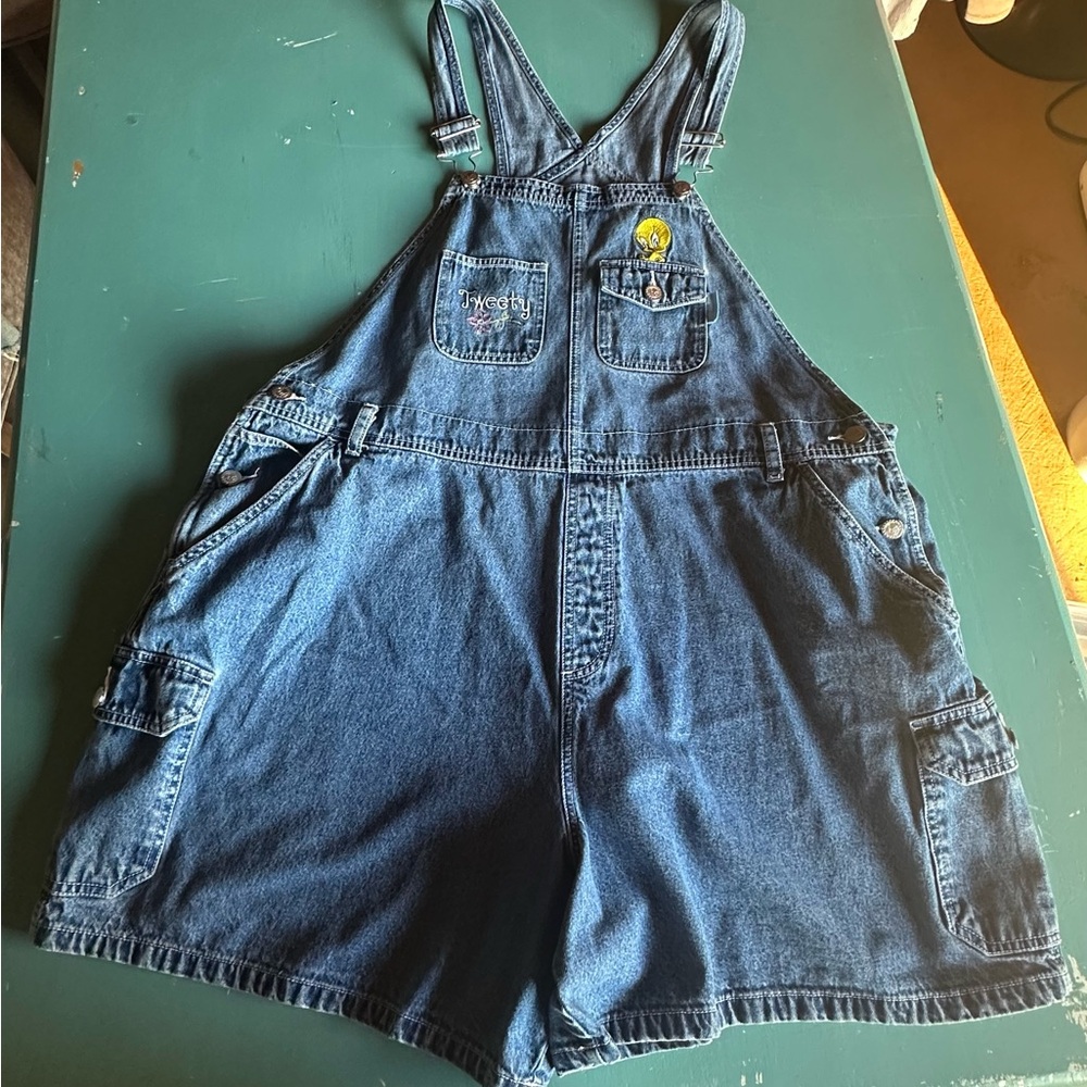 Looney Tunes Vintage Y2K Tweety Bird Overall Shorts